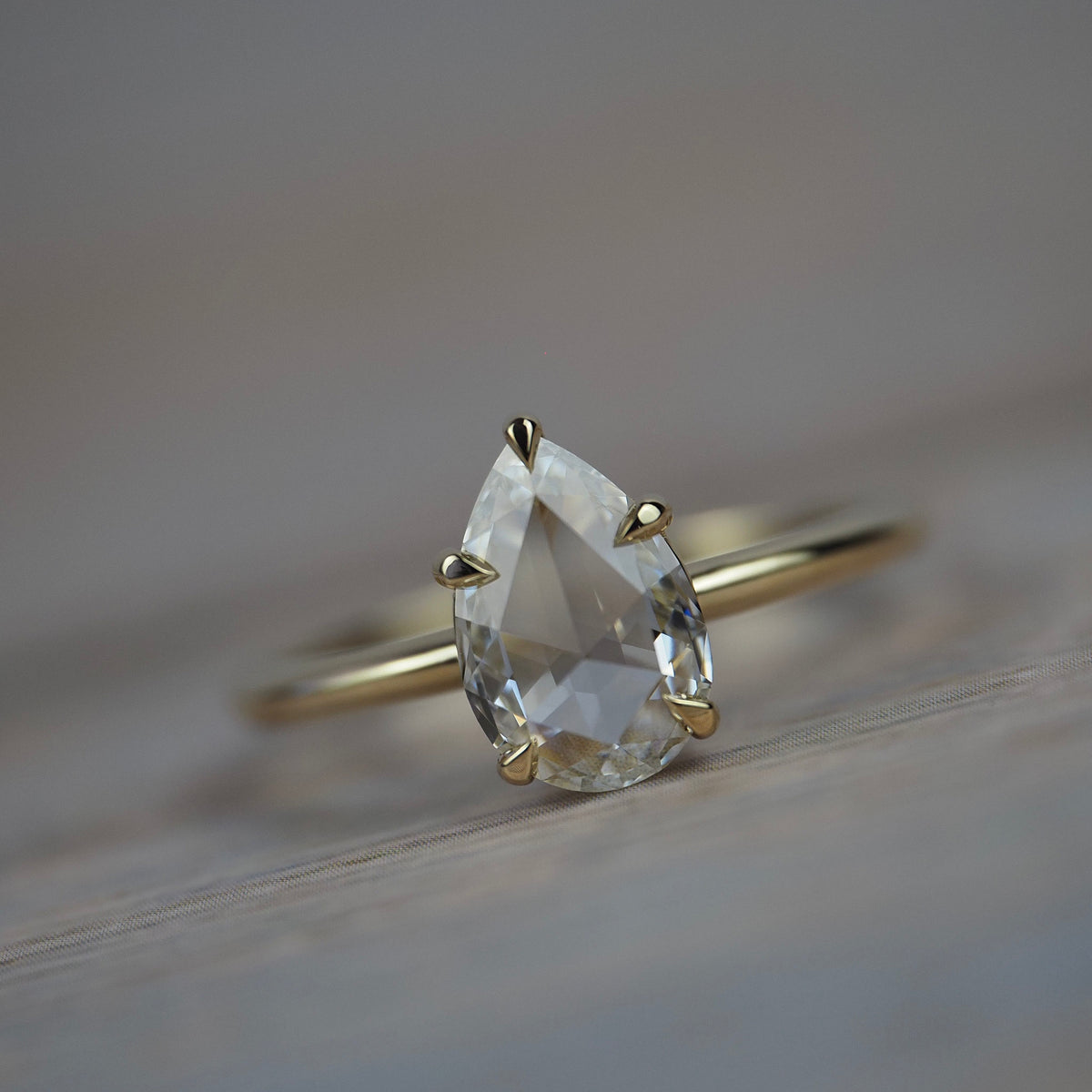 Avery Solitaire